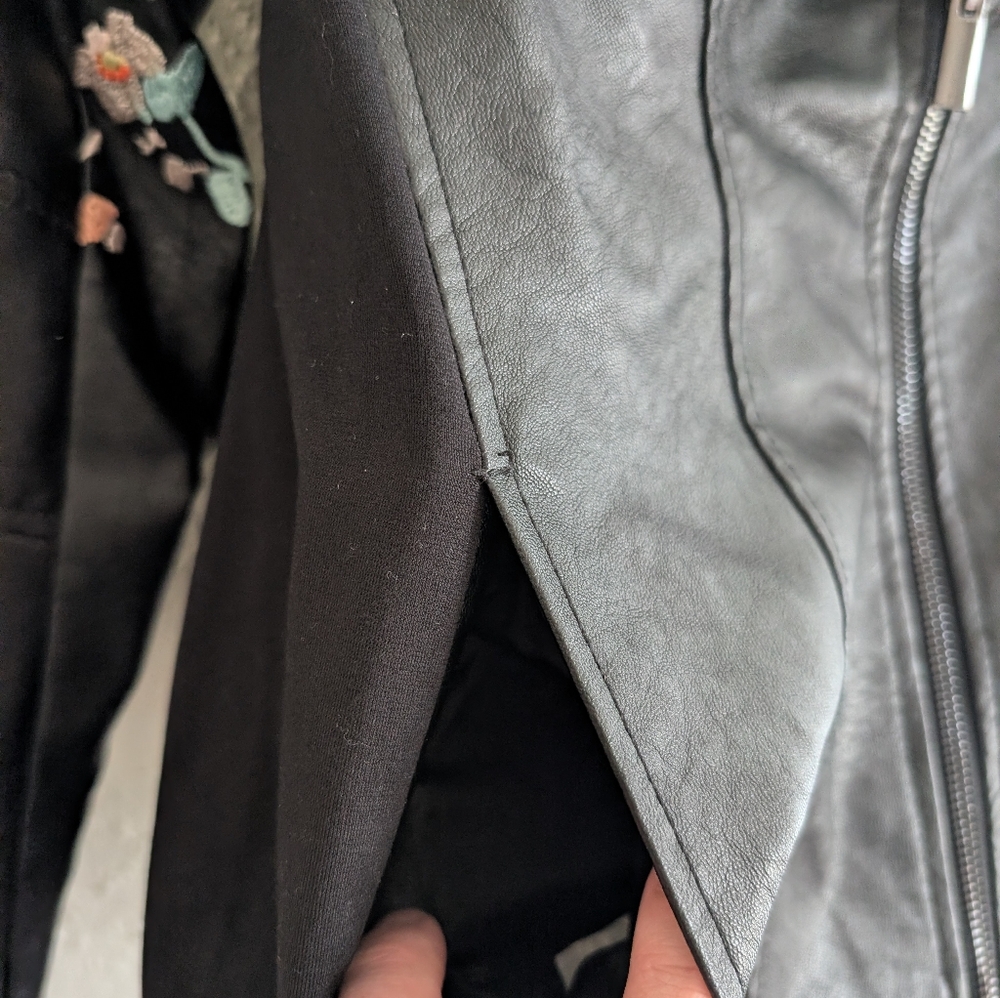 NWOT Colleen Lopez Black Faux Leather Jacket with Floral Embroidery - Picture 8 of 11